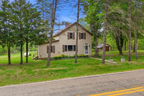 N4614 County Road G, WILD ROSE, WI, 54984-6464 | Card Image