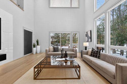 8 Elspeth Pl, Thornhill, ON, L3T1C4 | Card Image