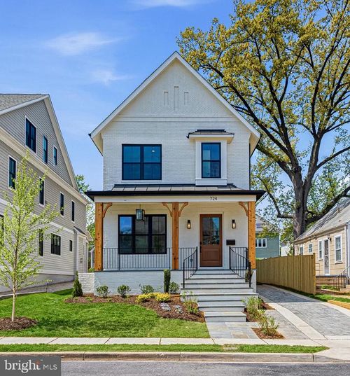 724 N Cleveland St, ARLINGTON, VA, 22201-1912 | Card Image