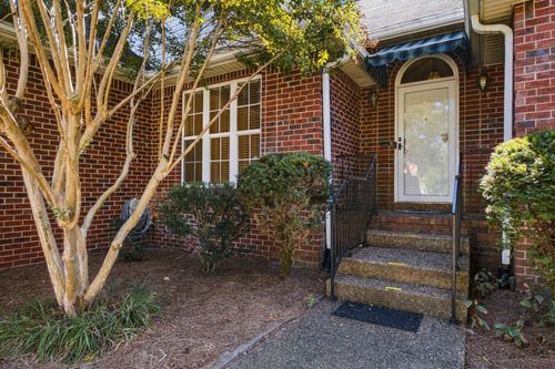4952 Tulip Grove Ln, Hermitage, TN, 37076-4417 | Card Image