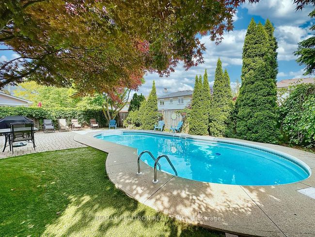 17 Colvin Cres, House other with 5 bedrooms, 4 bathrooms and 3 parking in Thornhill ON | Image 49