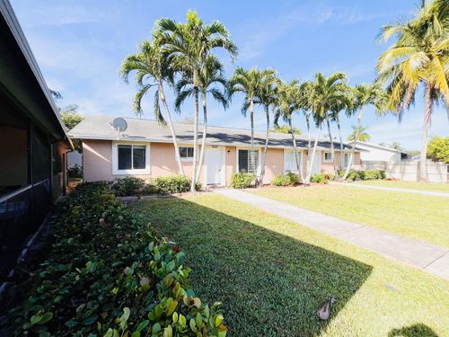 12419 Westhampton Cir, Wellington, FL, 33414-5582 | Card Image