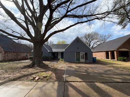 8105 Courageous Dr, Rowlett, TX, 75089-2505 | Card Image