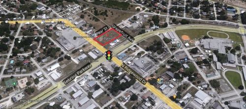 648 N Ridgewood Dr, SEBRING, FL, 33870-7213 | Card Image