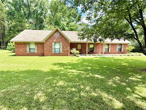 801 Meadowrue Rd, Russellville, AR, 72802-8136 | Card Image