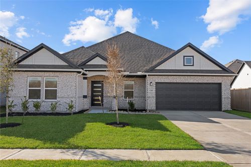 3222 Emerald Hills Dr, Angleton, TX, 77515-2396 | Card Image