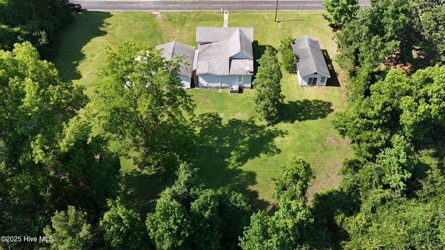 305 E Oak St, House other with 3 bedrooms, 2 bathrooms and null parking in Lake Waccamaw NC | Image 28