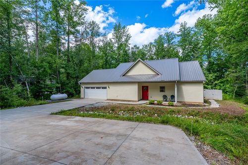 128 Willys Creek Cir, Pickens, SC, 29671-8023 | Card Image