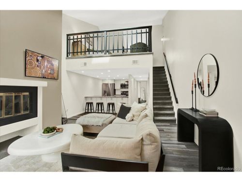 apt-8-8055 E Colorado Ave, Denver, CO, 80231-8015 | Card Image