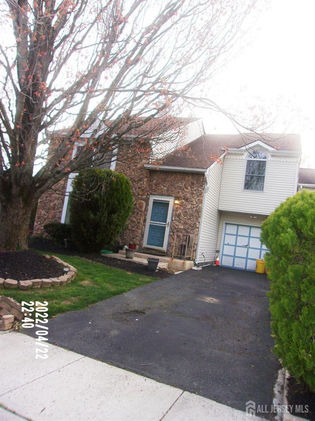 29 Jeffrey Cir, House other with 4 bedrooms, 3 bathrooms and null parking in Dayton NJ | Image 5