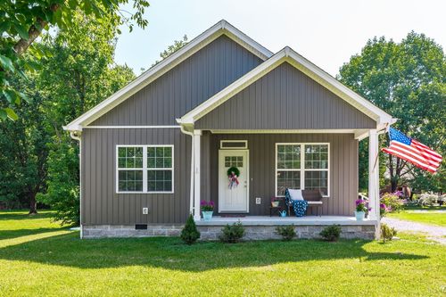 4335 Hawkins Dr, Westmoreland, TN, 37186-2178 | Card Image