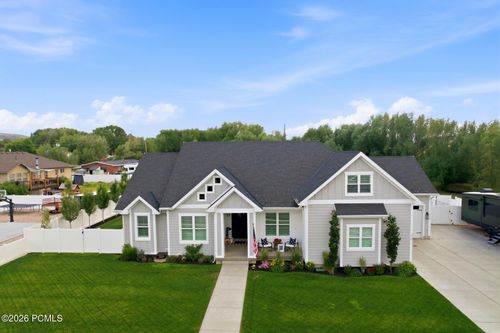 239 W 250 North, Kamas, UT, 84036 | Card Image