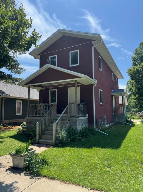 2833 Hoard St, Madison, WI, 53704-4876 | Card Image