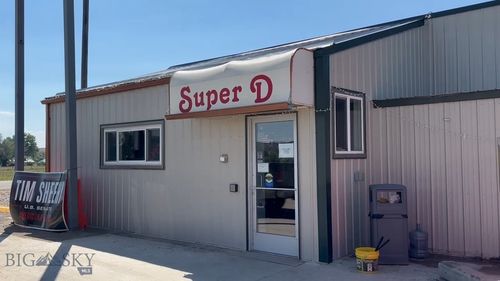 203 Railway Ave E, Ryegate, MT, 59074-7539 | Card Image