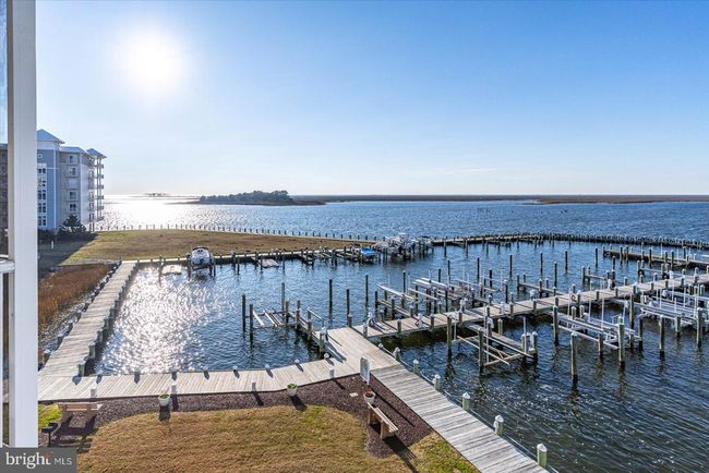 UNIT-302 - 101 Williams St, Condo with 3 bedrooms, 2 bathrooms and null parking in CRISFIELD MD | Image 48