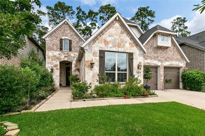 Welcome home to 818 Evergreen Meadows! | Image 2