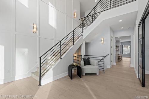 1541 Shipman Blvd, Birmingham, MI, 48009-4135 | Card Image