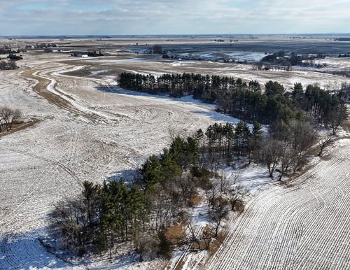 000 Us Highway 24, Secor, IL, 61771 | Card Image