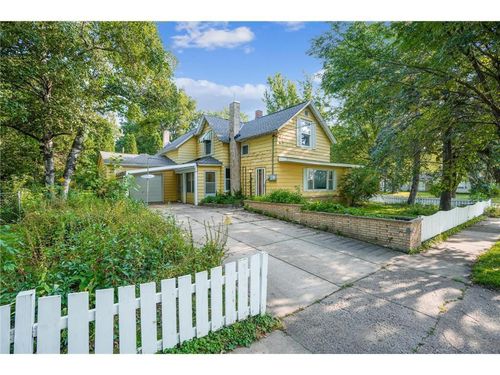303 Lewis St, River Falls, WI, 54022-2130 | Card Image