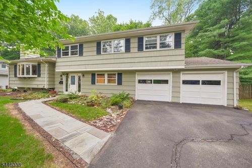 17 Billingsley Dr, Livingston, NJ, 07039-4609 | Card Image