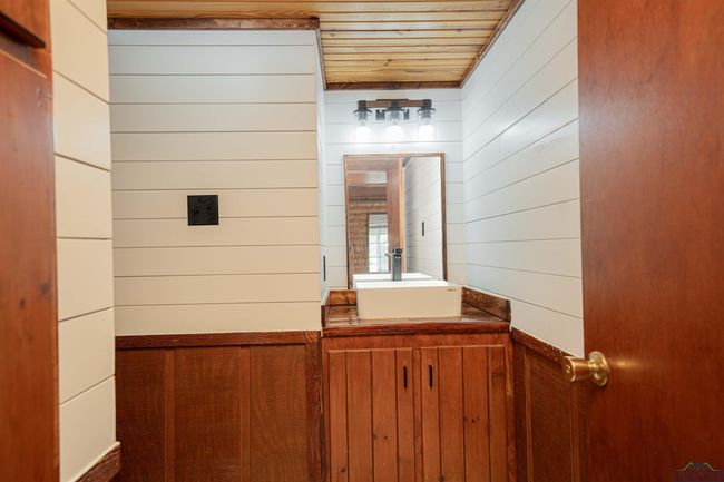 741 E Wilkins Rd, House other with 3 bedrooms, 2 bathrooms and null parking in Gladewater TX | Image 19