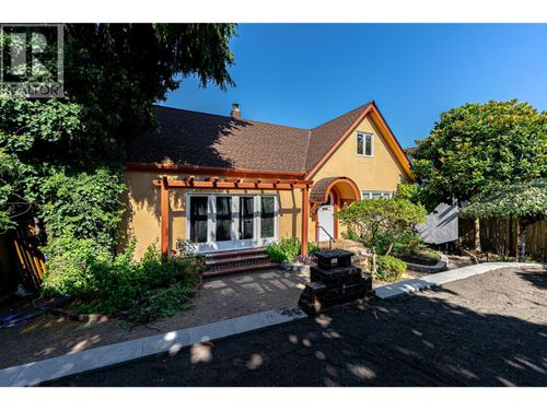 4327 Grove St, Princeton, BC, V0X | Card Image