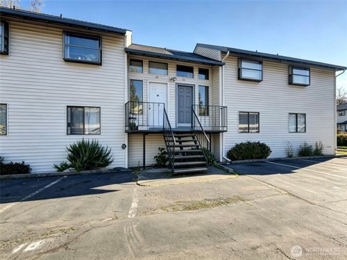 11-1313 W James St, Kent, WA, 98032-4372 | Card Image