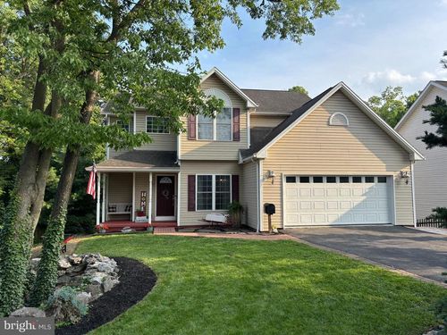 2917 Glenwood Rd, CAMP HILL, PA, 17011-7210 | Card Image