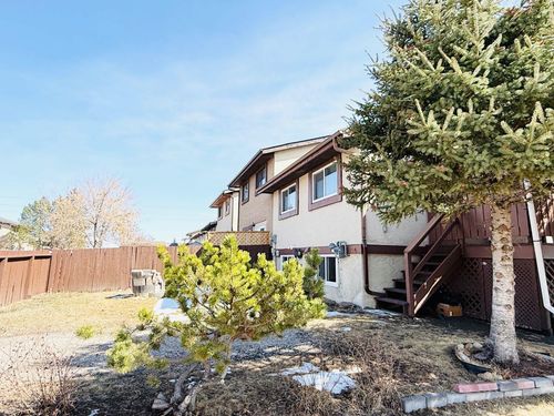 15 Pinecliff Close Ne, Calgary, AB, T1Y4N3 | Card Image
