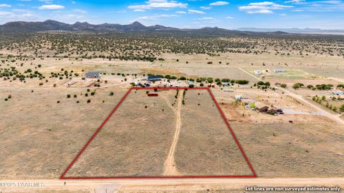 21240 N Ridgeview Rd, Paulden, AZ, 86334-4349 | Card Image