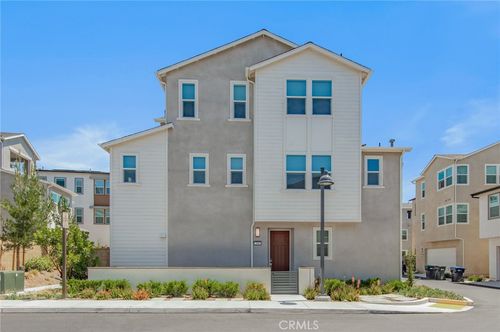 204 Yerba, Irvine, CA, 92618-5960 | Card Image