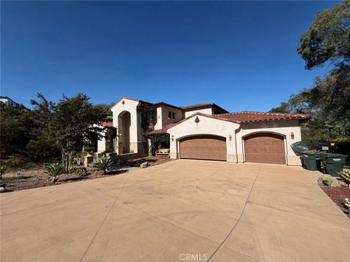 29572 Meadow Glen Way W, Escondido, CA, 92026-6513 | Card Image