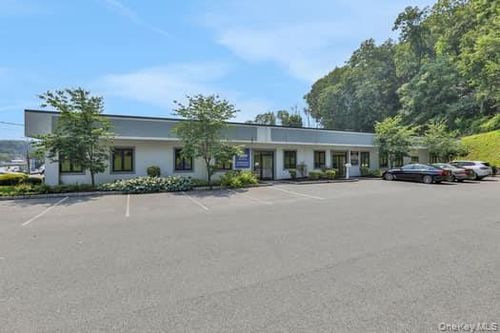 5031 Route 9w, Newburgh, NY, 12550-1966 | Card Image