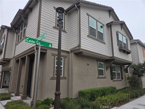 10281 Trickle Ln, Riverside, CA, 92503-1070 | Card Image