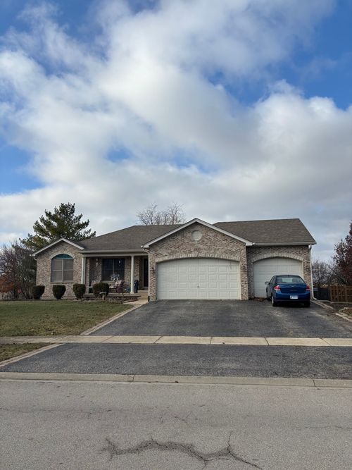 293 Prairieview Drive, Oswego, IL, 60543 | Card Image