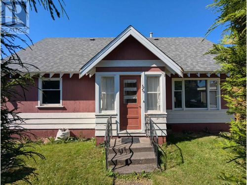 3835 3rd Ave, Smithers, BC, V0J2N3 | Card Image