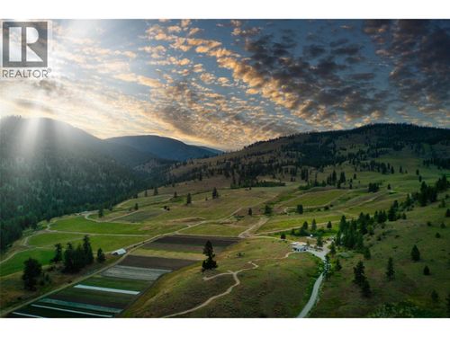 26405 Garnet Valley Rd, Summerland, BC, V0H1Z3 | Card Image