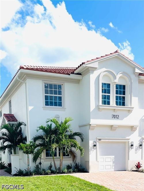 apt-101-7044 Ambrosia Ln, NAPLES, FL, 34119-9634 | Card Image