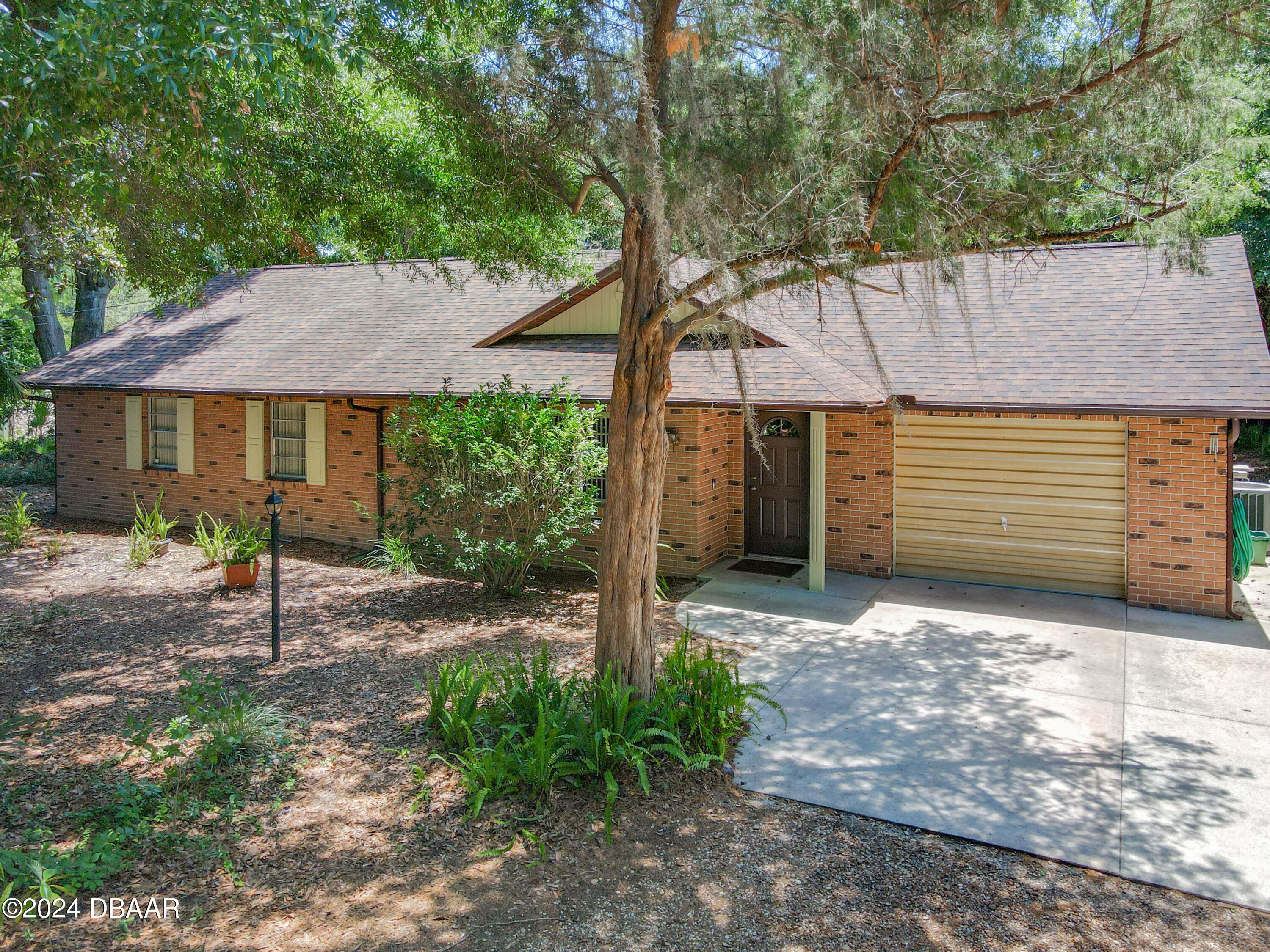 Collins Ave, Orange City, FL 32763