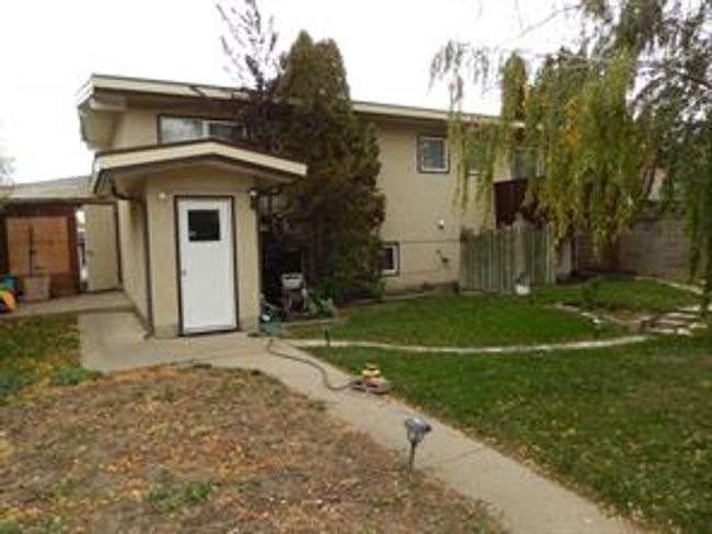 1251 St Charles Rd N, House detached with 4 bedrooms, 2 bathrooms and null parking in Lethbridge AB | Image 37