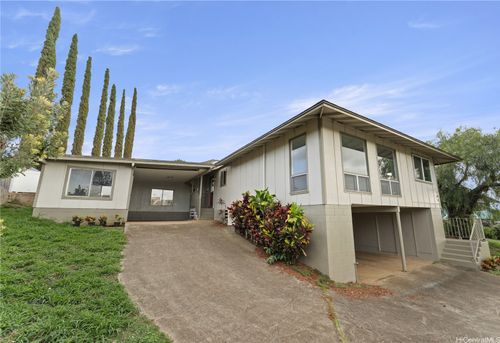 185 Hololani St, Makawao, HI, 96768-8651 | Card Image