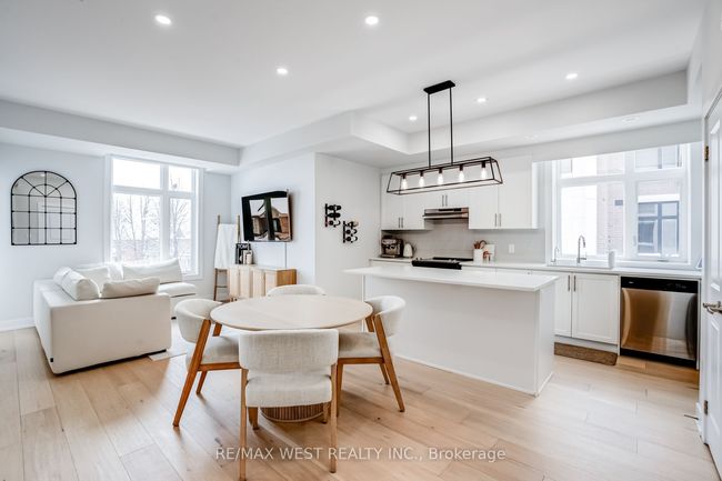 223 - 9570 Islington Ave, Condo with 3 bedrooms, 3 bathrooms and null parking in Vaughan ON | Image 5