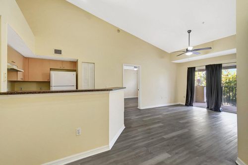 303-4101 San Marino 303 Boulevard, West Palm Beach, FL, 33409 | Card Image