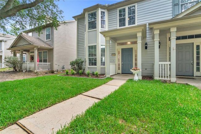 23838 Township Elm St, Townhouse with 2 bedrooms, 3 bathrooms and null parking in Spring TX | Image 4