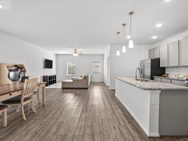 8117 Ocean Jasper Ln, House other with 4 bedrooms, 2 bathrooms and 2 parking in Texas City TX | Image 12