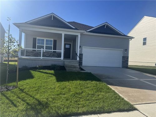 19631 W 201st St, Spring Hill, KS, 66083-8628 | Card Image