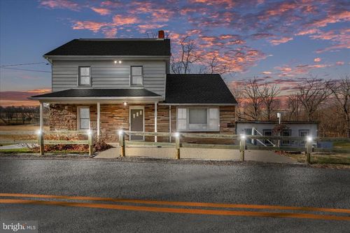 21938 Durberry Rd, SMITHSBURG, MD, 21783-1323 | Card Image