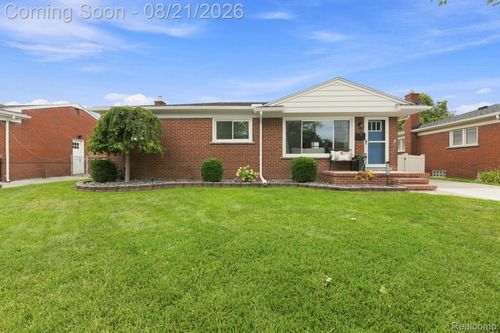 2465 Marian Dr, Trenton, MI, 48183-4161 | Card Image