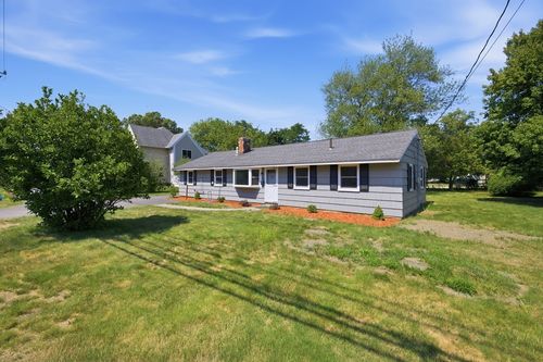 154 Maple St, Lexington, MA, 02420-2520 | Card Image
