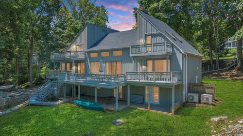 428 Anchor Dr, Moneta, VA, 24121-2307 | Card Image